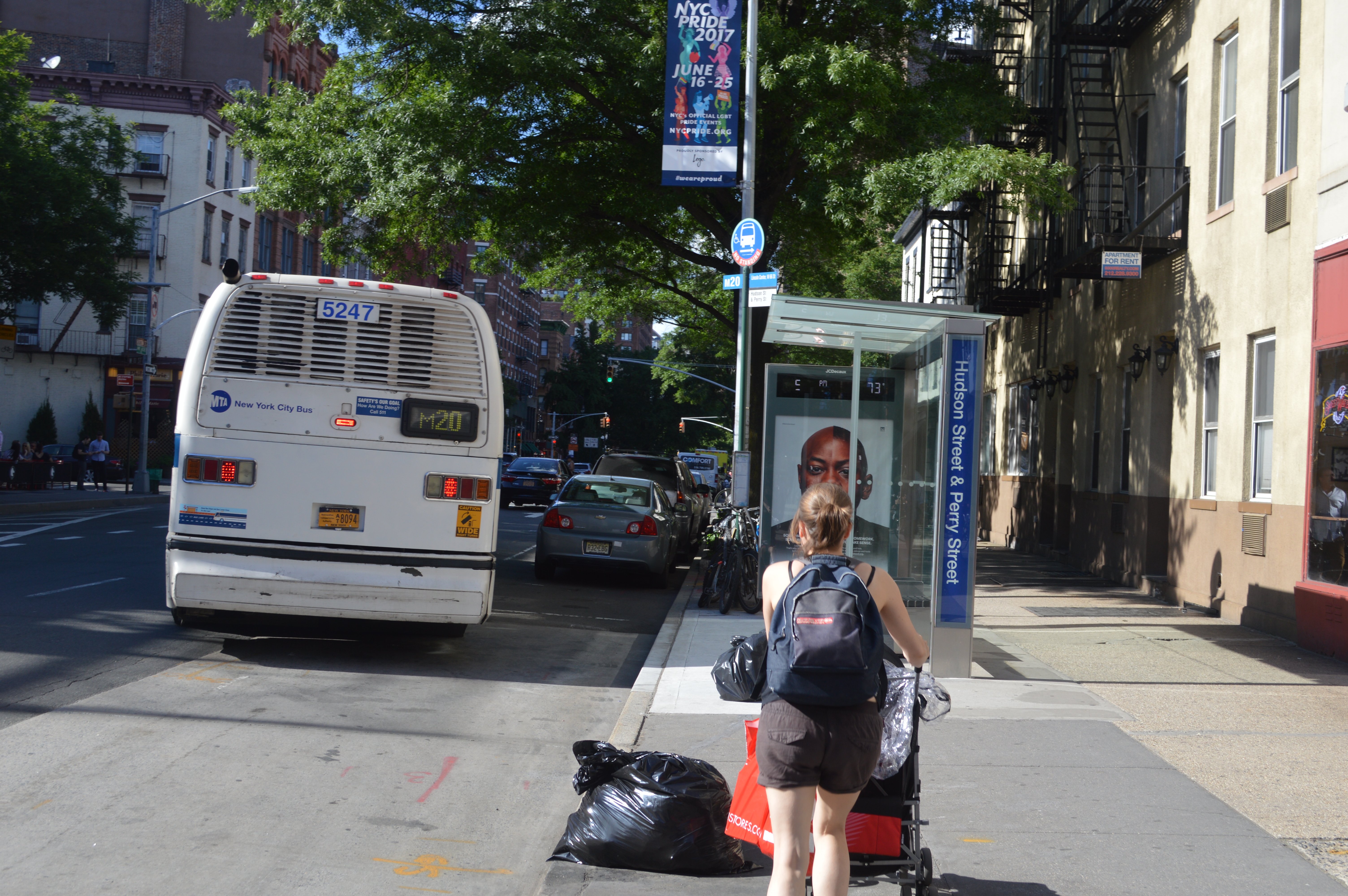 Visiter New York en famille et courir après le bus dans Greenwich Village (façon Friends)